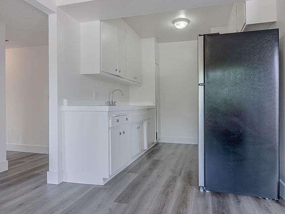2nd image of 21001 Roscoe Blvd #San4epnxu