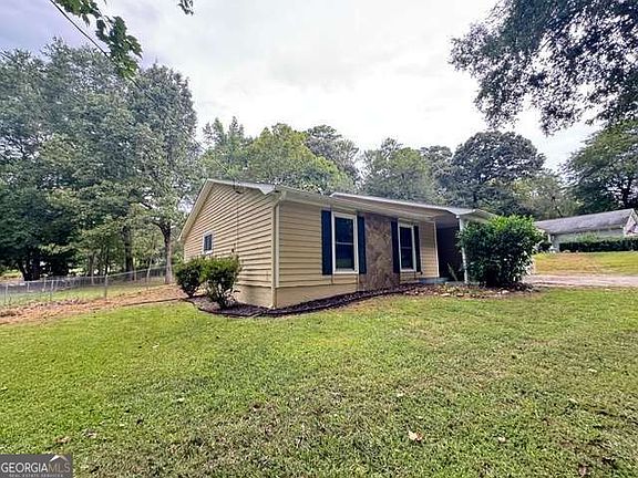 4th image of 4245 Reef Rd