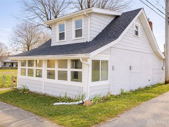 2nd image of 1814 Ewalt Ave