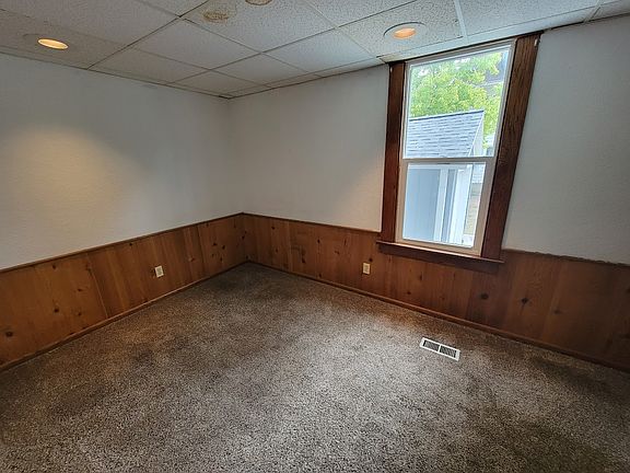 4th image of 521 W 22nd St