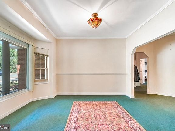 4th image of 109 Huntington Hills Ln