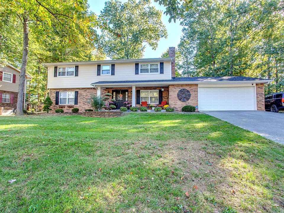 1st image of 1926 Stonebrook Dr