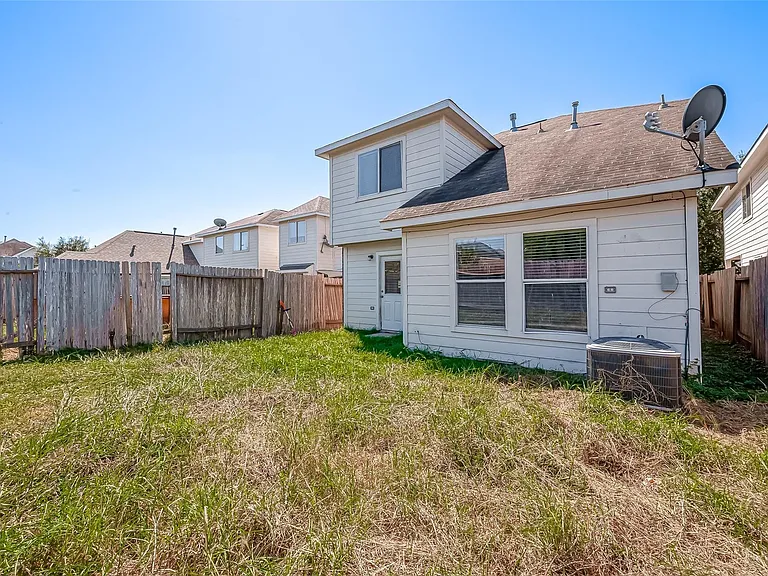 7127 Sedona Ct — Photo 45