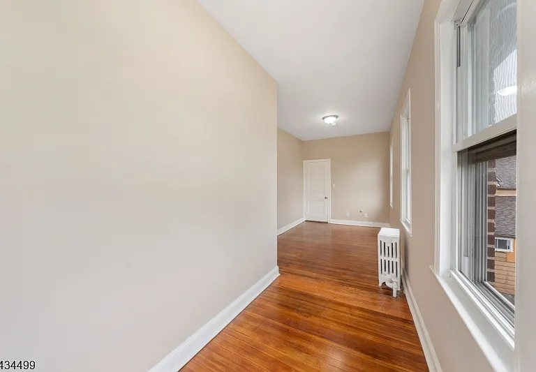 49-51 Caldwell Pl #3 — Photo 11