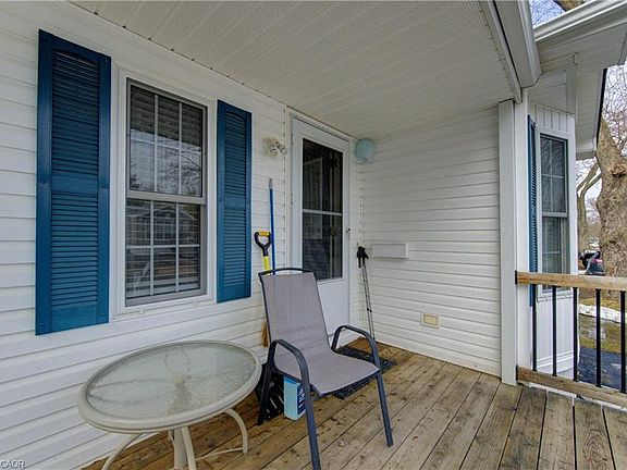 4th image of 580 Beaver Creek Rd #202