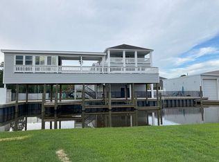 4010 Teal St, Bay Saint Louis, MS 39520