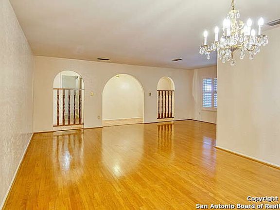 4th image of 1908 ARROWHEAD ST