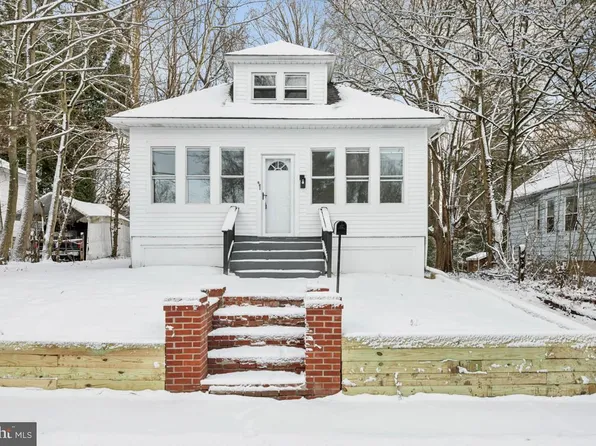 23 Indian Spring Rd, Clementon, NJ 08021