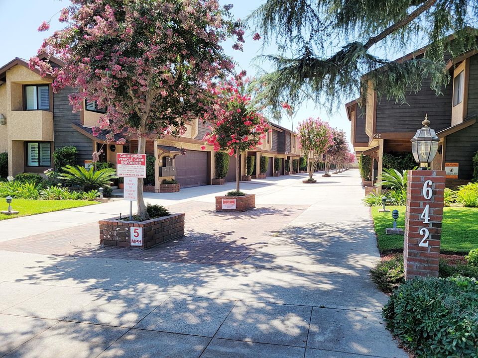 1st image of 642 W Huntington Dr Unit 4