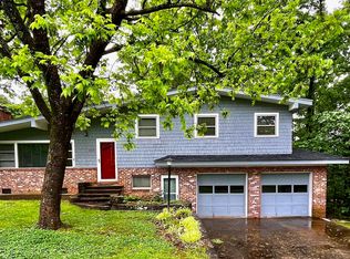 202 Pacolet Dr, Landrum, SC 29356