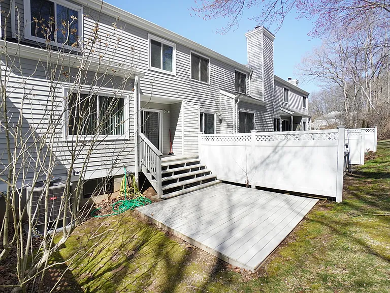 REAR DECK