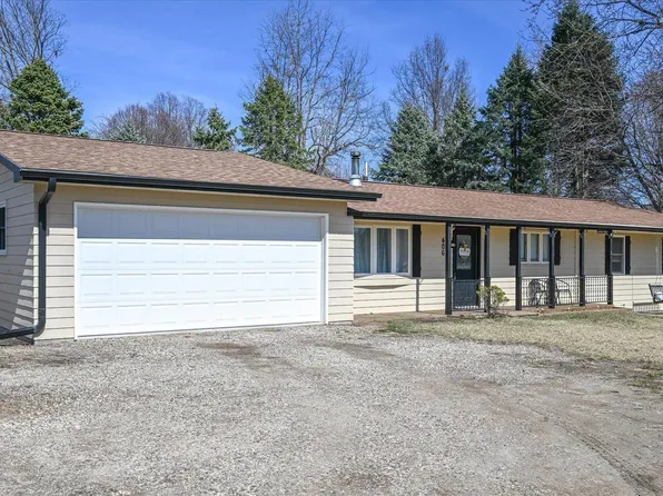 406 W Jack Frost St, Avoca, IA 51521