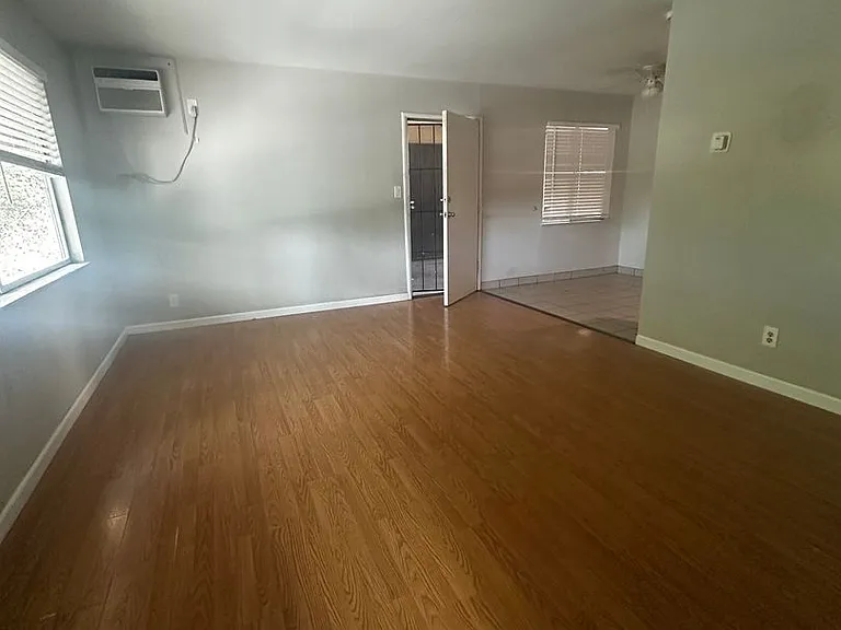 1215 A St — Photo 3