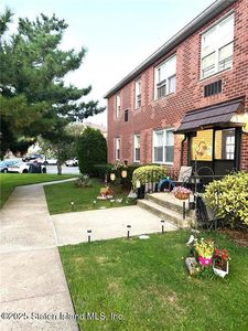30 Fenway Cir APT 2-1, Staten Island, NY, 10308