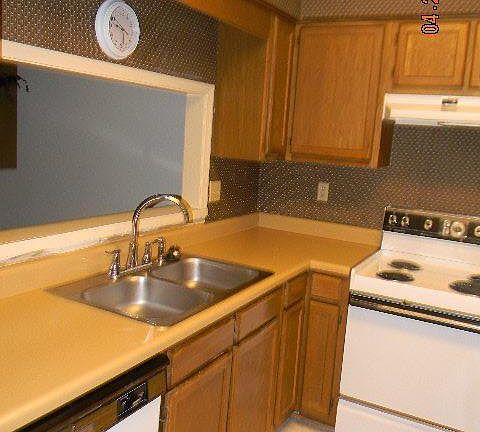 3rd image of 3031 Belle Meade Dr APT D