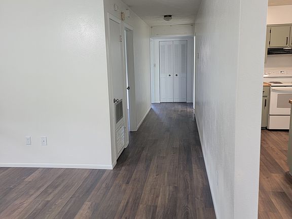 3rd image of 1927 NW 43rd Ave
