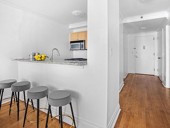 3rd image of 1760 2nd Ave APT 2C
