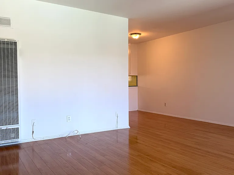262 S Sycamore Ave #20 — Photo 27