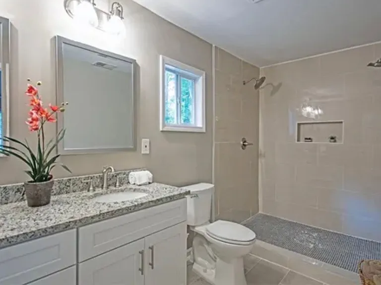 1693 San Gabriel Ave — Photo 7