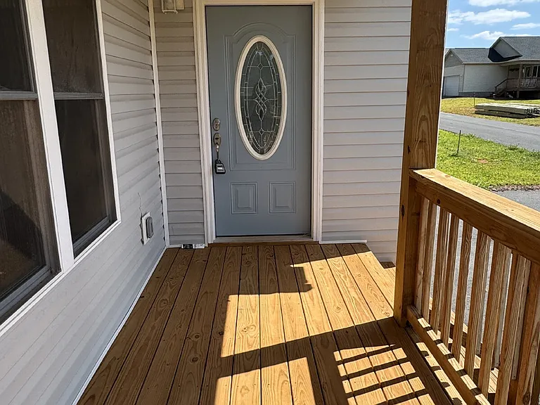 247 Quinn Hill Ln — Photo 2