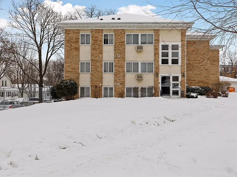224 Cedar Lake Road North — Photo 18