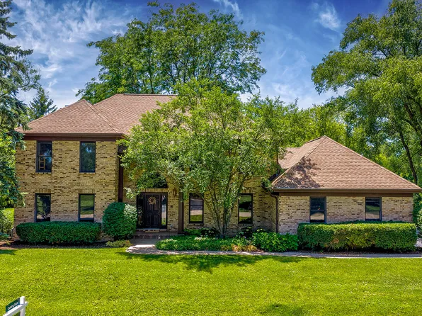 14 James Dr, Hawthorn Woods, IL 60047