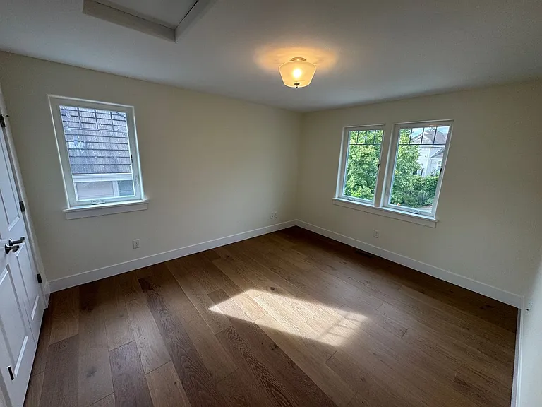 2799 NW Romancier Dr — Photo 23