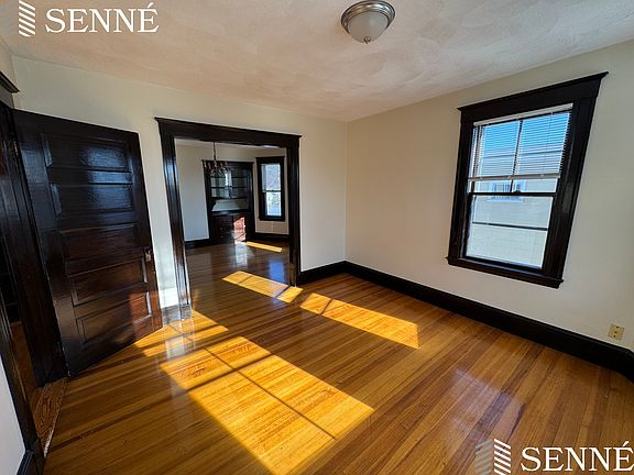 5th image of 11 Ware St #3