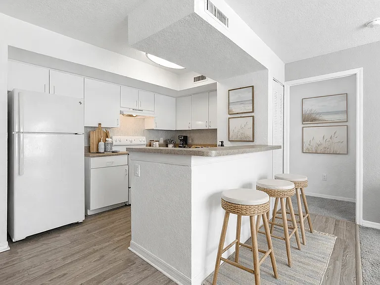Sundance Pointe — Photo 14