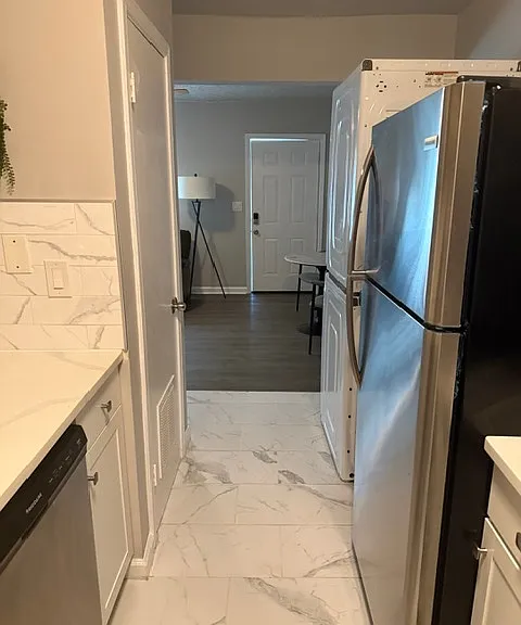 151 Lawton St SW — Photo 47