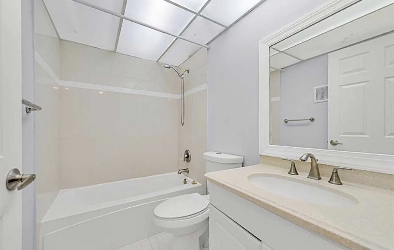 2 bed, $1,700 — Photo 3