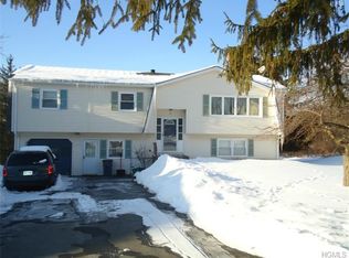 14 Moulton Cir, Monroe, NY 10950