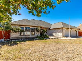 1925 Summit Top Dr, Kerrville, TX 78028