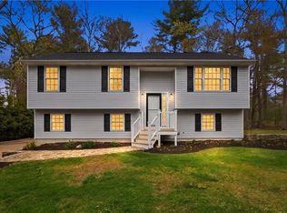 52 Mockingbird Dr, Exeter, RI 02822