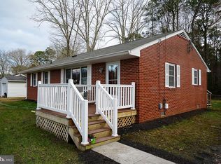 22011 Point Lookout Rd, Leonardtown, MD 20650