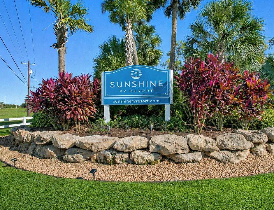 Sunshine MH & RV Resort