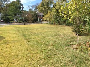 3841 Military Rd, Arlington, VA 22207