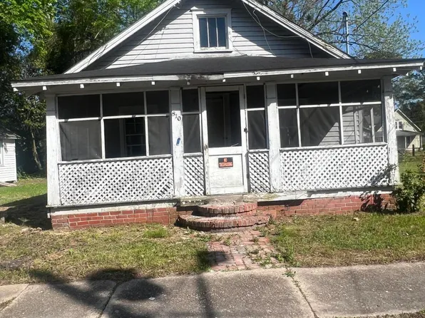 810 Morgan Street, Elizabeth City, NC 27909
