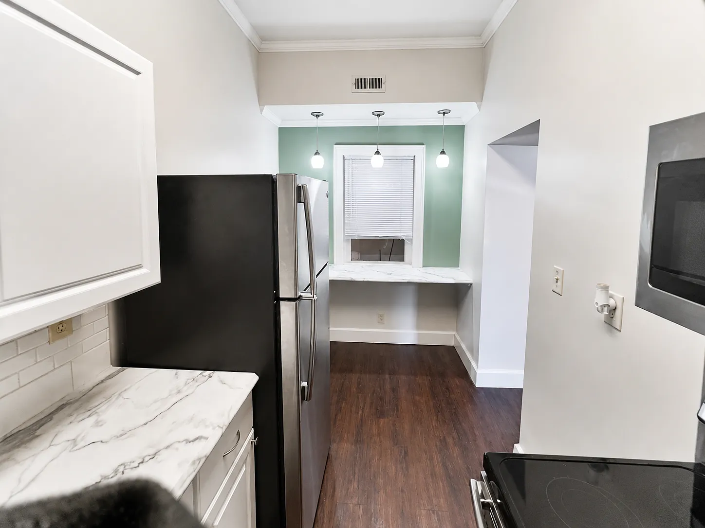 2 bed, 950 sqft, $1,245 — Photo 3