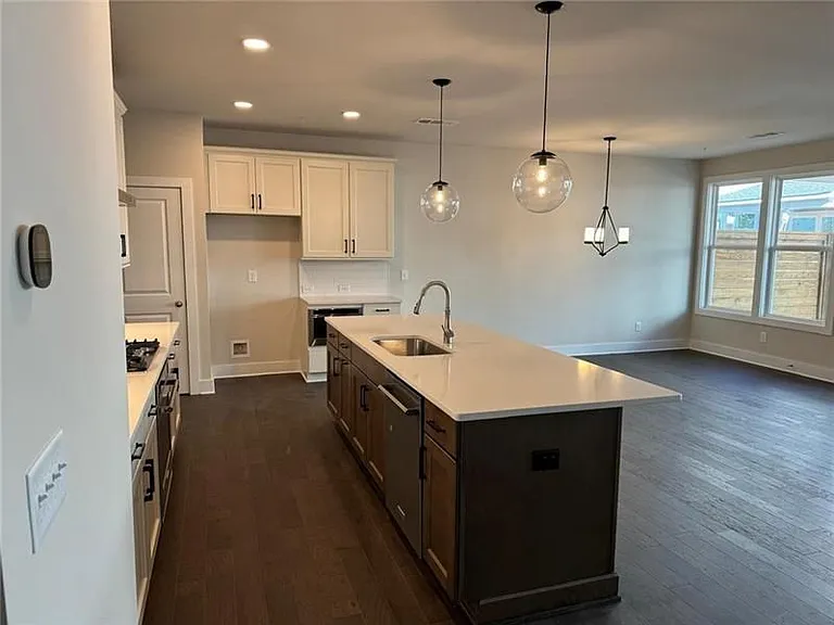 1218 Westshore Dr — Photo 11