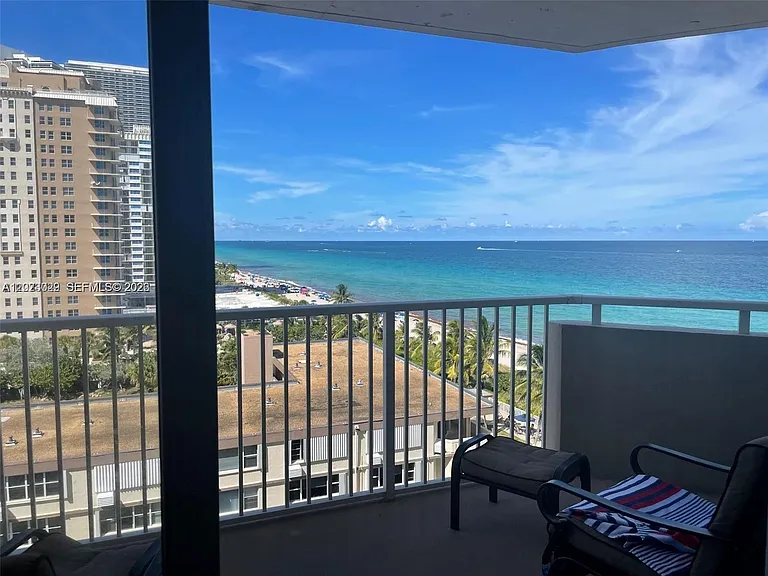 1950 S Ocean Dr #8K — Photo 2