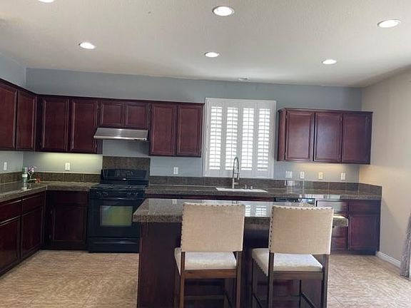 5th image of 15058 Escalante Ct