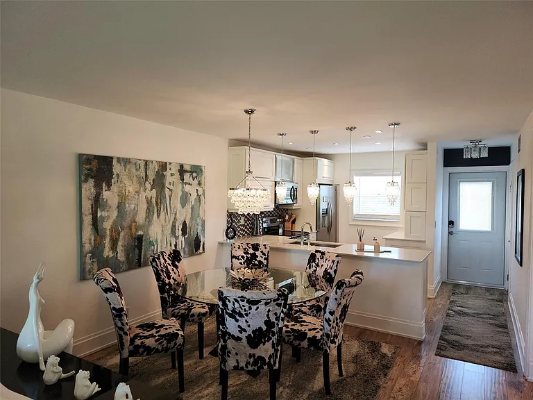 301 Cambridge Rd #301 — Photo 13