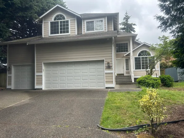 12227 SE 38th St, Bellevue, WA 98006