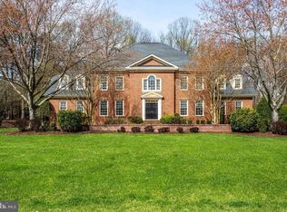 2228 Aryness Dr, Vienna, VA 22181