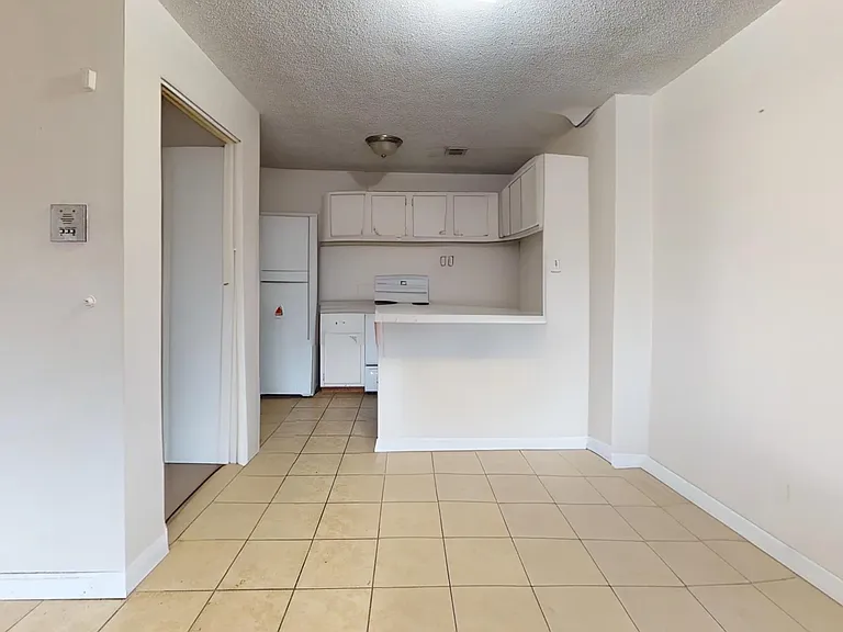 359 Faneuil St #4 — Photo 6