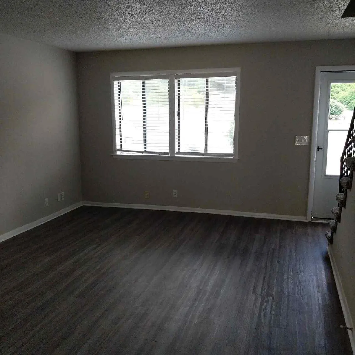 Building Photo - 1063 Harold Dr #1