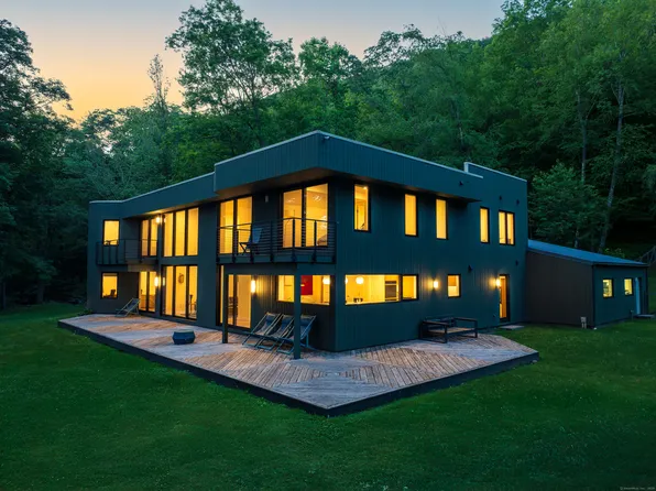 9 Overlook Drive, Salisbury, CT 06039