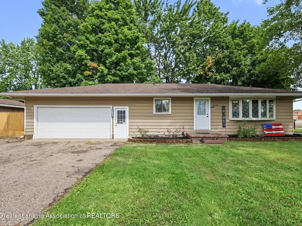 4502 Wilcox Rd, Holt, MI 48842