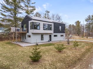 1 Cairn Hill Rd, Bowdoinham, ME 04008